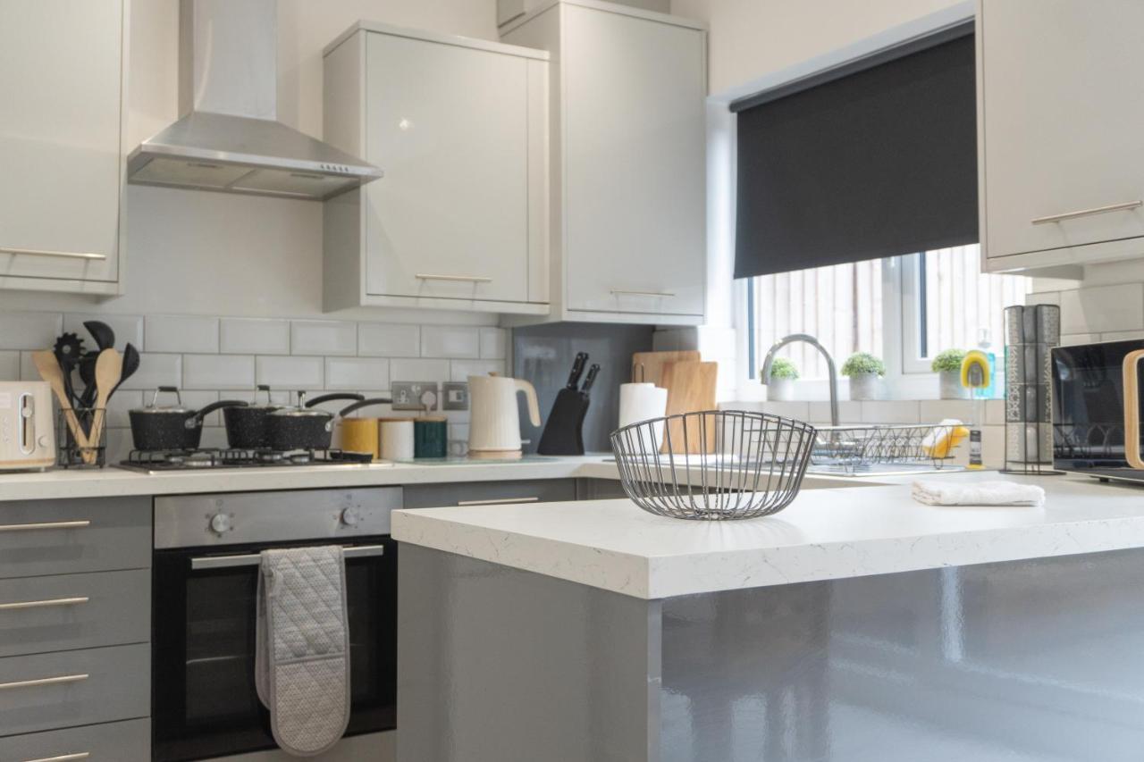 Sheldon House 3 Bed Cosy Home Nr Jlr & Nec ภายนอก รูปภาพ